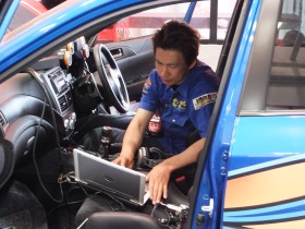 HKS F-con iS ���ԍ��킹�Z�b�e�B���O