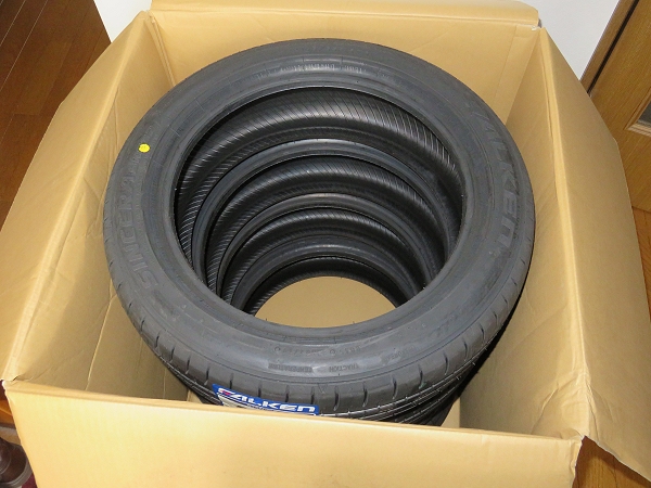 車検準備でタイヤ購入
